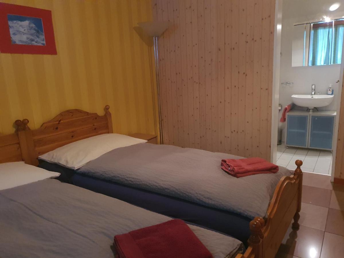 Hotel Klein Matterhorn Ранда Екстериор снимка