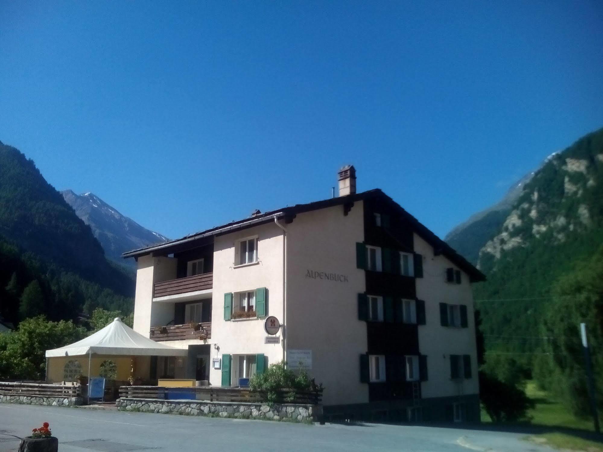Hotel Klein Matterhorn Ранда Екстериор снимка